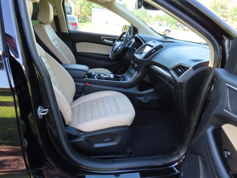 Used 2020 Ford Edge SEL AWD/4WD image 21