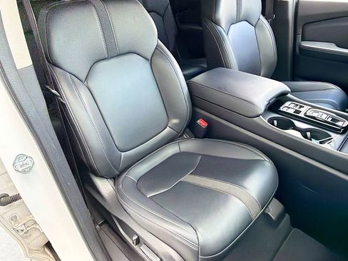 Used 2023 Honda Pilot EX-L image 17