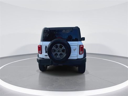 Used 2024 Ford Bronco Big Bend image 7