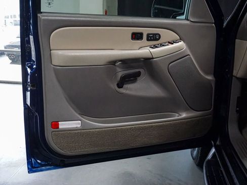 Used 2001 GMC Yukon XL 4WD image 18