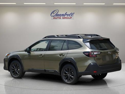 Used 2025 Subaru Outback Onyx Edition w/ Popular Package #2 AWD/4WD image 2