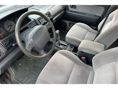 Used 1994 Eagle Summit LX image 12