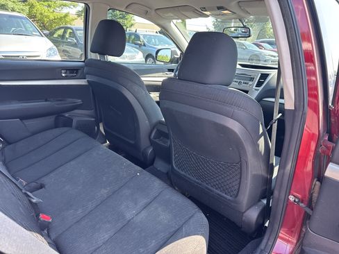 Used 2010 Subaru Legacy 2.5i AWD/4WD image 17
