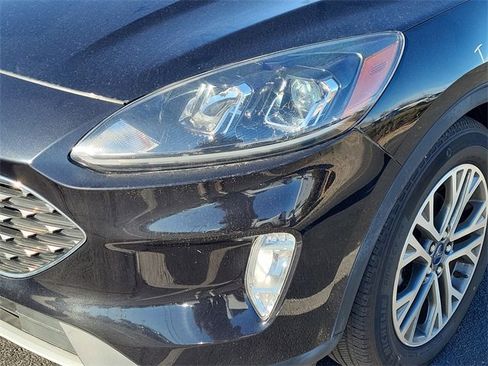 Used 2022 Ford Escape SEL image 4