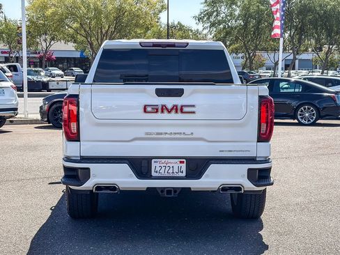 Used 2022 GMC Sierra 1500 Denali AWD/4WD image 3