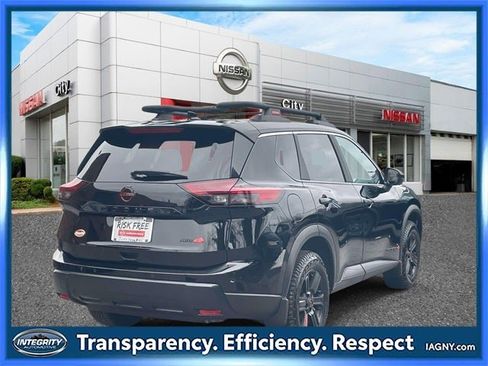 Certified 2025 Nissan Rogue SV w/ Rock Creek Premium Package image 6