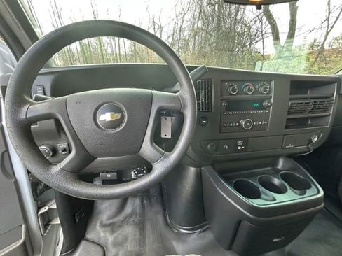 Used 2017 Chevrolet Express 2500 Work Van image 12