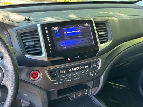 Used 2020 Honda Ridgeline Sport image 36