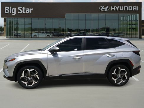 Used 2024 Hyundai Tucson SEL w/ Convenience Package FWD image 2