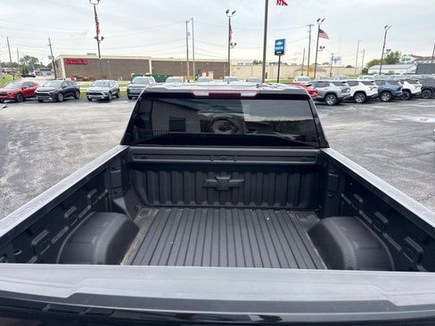 Used 2021 Chevrolet Silverado 1500 Custom RWD image 5