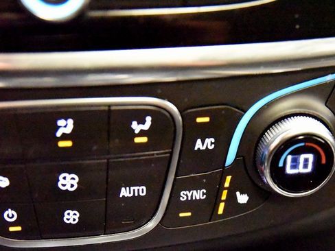 Used 2023 Chevrolet Traverse Premier w/ Redline Edition image 30