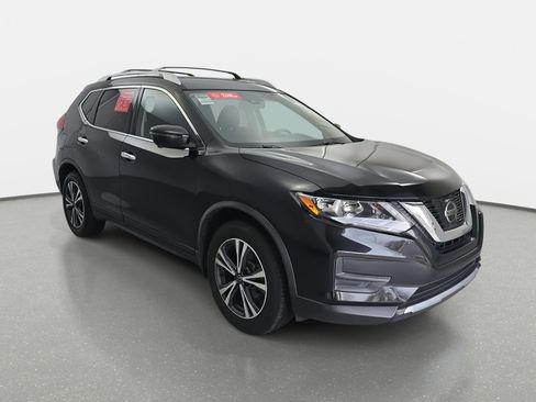 Certified 2019 Nissan Rogue SV w/ Sun & Sound Touring Package image 3