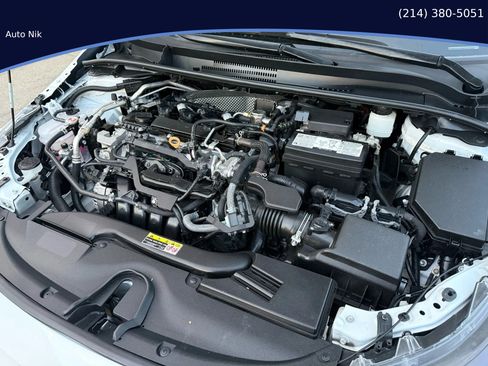 Used 2025 Toyota Corolla LE FWD image 34