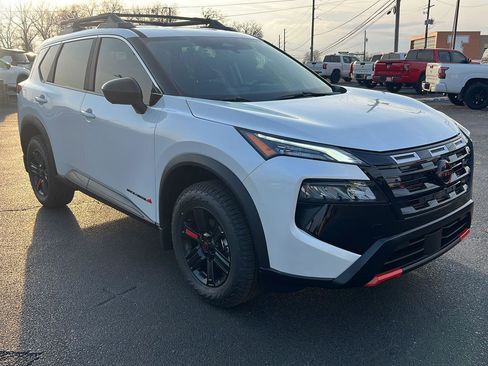 New 2026 Nissan Rogue SV image 3