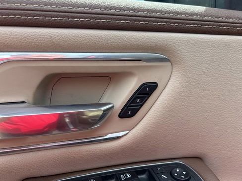 Used 2019 RAM 1500 Laramie image 13