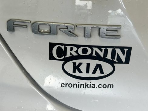 Used 2023 Kia Forte GT w/ GT2 Package FWD image 8