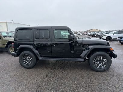 New 2026 Jeep Wrangler Unlimited Sahara w/ Technology Group