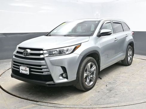 Used 2019 Toyota Highlander Limited Platinum image 7