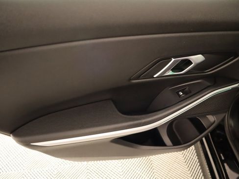 Used 2025 BMW 330i 330i image 18