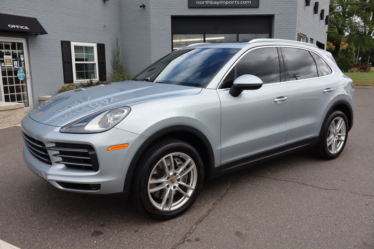Used 2021 Porsche Cayenne AWD/4WD image 2