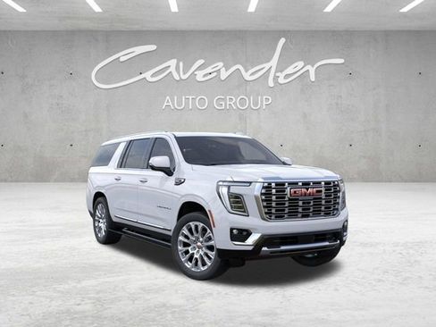 New 2026 GMC Yukon XL Denali w/ Denali Reserve Package AWD/4WD image 1