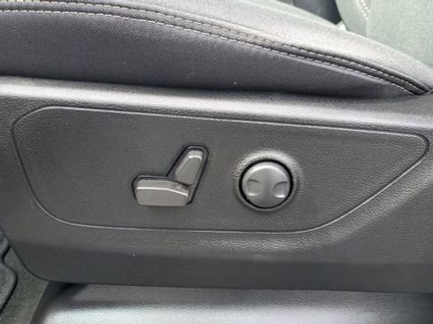 Certified 2022 RAM 1500 Big Horn image 23