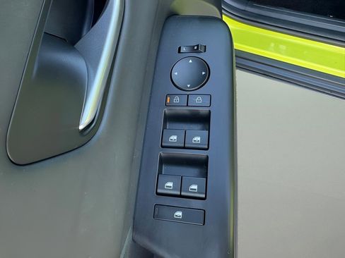 Certified 2024 Hyundai Kona Limited AWD/4WD image 16