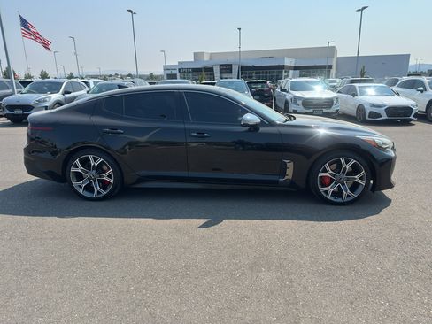 Used 2018 Kia Stinger GT2 AWD/4WD image 6