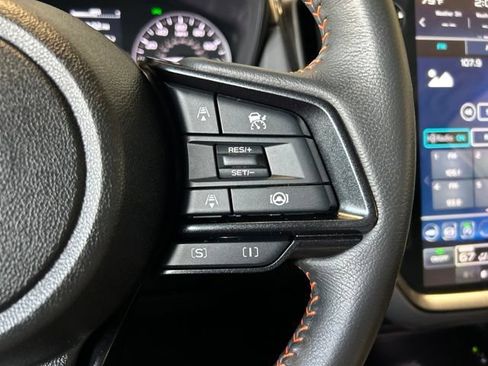 Used 2024 Subaru Crosstrek 2.5i Limited AWD/4WD image 18