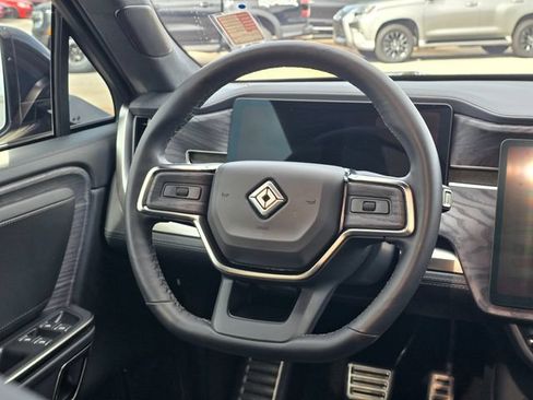 Used 2023 Rivian R1S Adventure AWD/4WD image 37