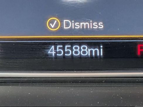 Used 2021 GMC Sierra 2500 Denali w/ Denali Ultimate Package image 32