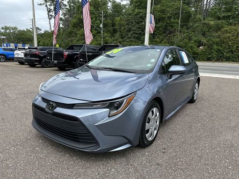 Used 2024 Toyota Corolla LE FWD image 12