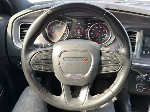 Used 2022 Dodge Charger SXT RWD image 10