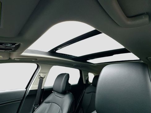 New 2026 Kia Sportage SX image 23