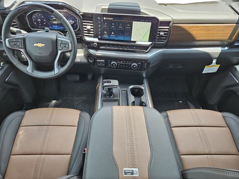 New 2026 Chevrolet Silverado 1500 High Country AWD/4WD image 19