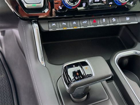 Used 2024 GMC Sierra 1500 Denali w/ Denali Reserve Package image 11