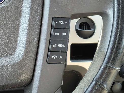 Used 2013 Ford F150 XLT image 18