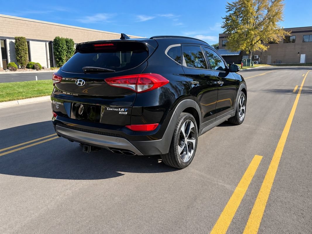 Used 2016 Hyundai Tucson Limited w/ Option Group 03 AWD/4WD image 5