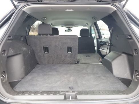 Used 2022 Chevrolet Equinox LS w/ LS Convenience Package image 26