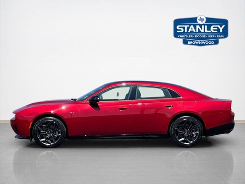 New 2026 Dodge Charger R/T w/ Driver Convenience Group AWD/4WD image 4