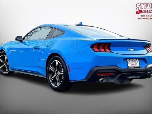 Used 2024 Ford Mustang Premium image 4