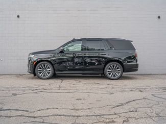 Used 2023 Cadillac Escalade Sport Platinum w/ Heavy-Duty Trailer Package AWD/4WD video 2