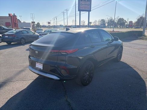 Used 2025 Buick Envista Sport Touring w/ Convenience I Package image 6