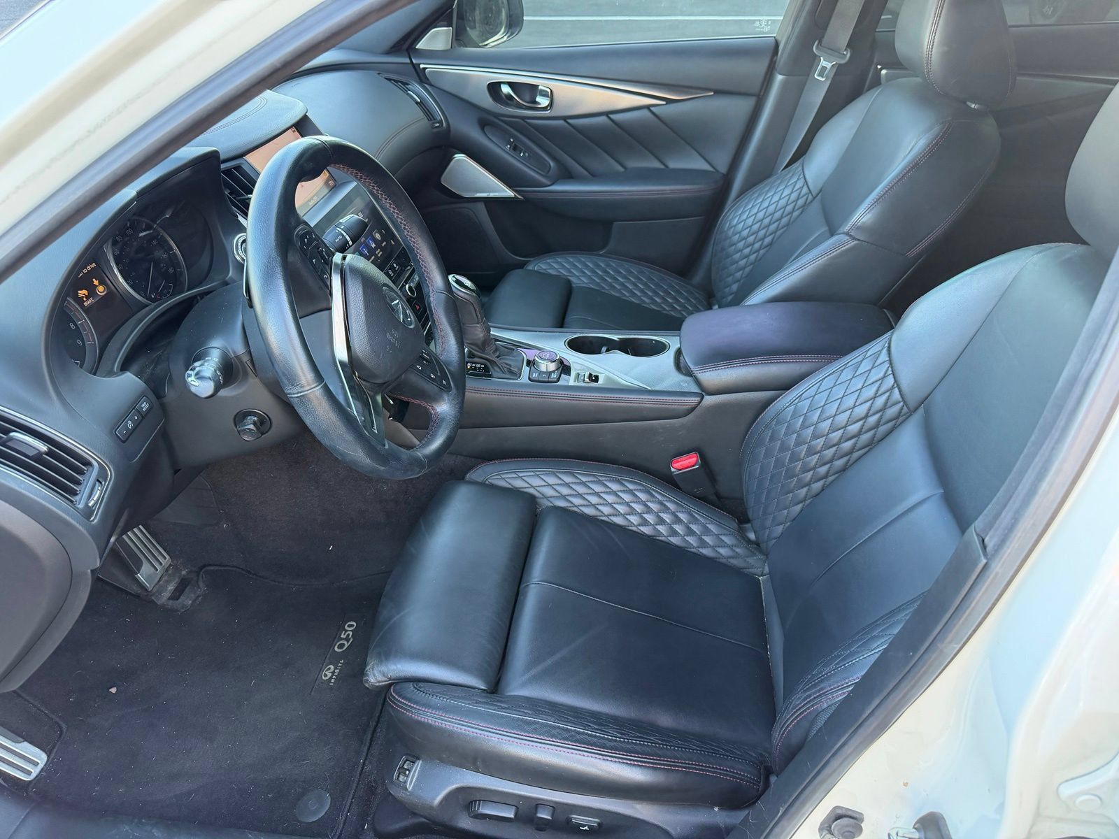 Used 2019 INFINITI Q50 Red Sport 400 w/ Sensory Package RWD image 10
