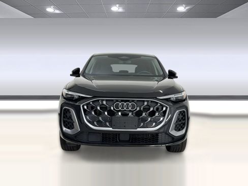 Used 2025 Audi Q5 Premium Plus w/ Premium Plus AWD/4WD image 6