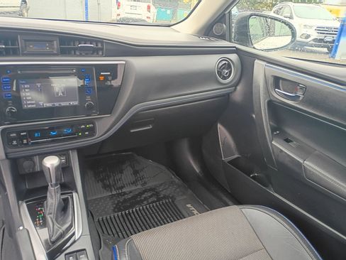 Used 2017 Toyota Corolla SE image 13