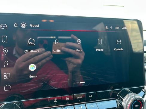 New 2026 GMC Canyon Elevation image 29