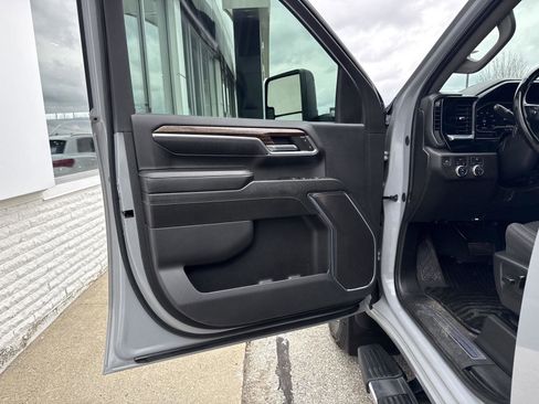 Used 2024 GMC Sierra 2500 SLE w/ SLE Convenience Package AWD/4WD image 14