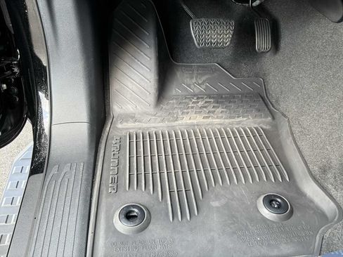 Used 2026 Toyota 4Runner Platinum AWD/4WD image 16