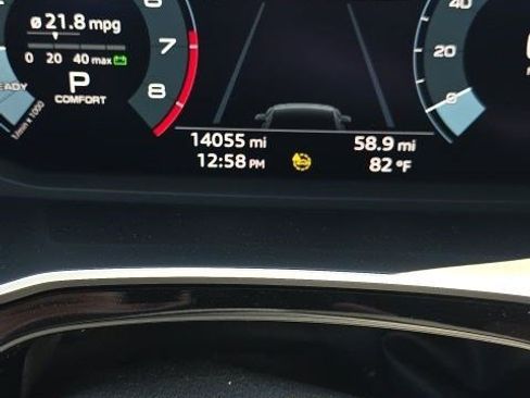 Used 2023 Audi Q3 2.0T Premium image 14